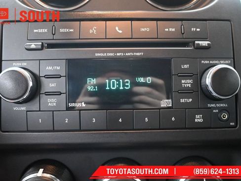 Used 2017 Jeep Compass Sport w/ Power Value Group FWD image 14