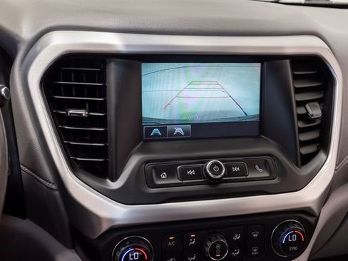 Used 2019 GMC Acadia SLE FWD image 12