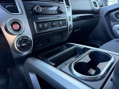 Certified 2021 Nissan Titan SV w/ SV Convenience Package image 30