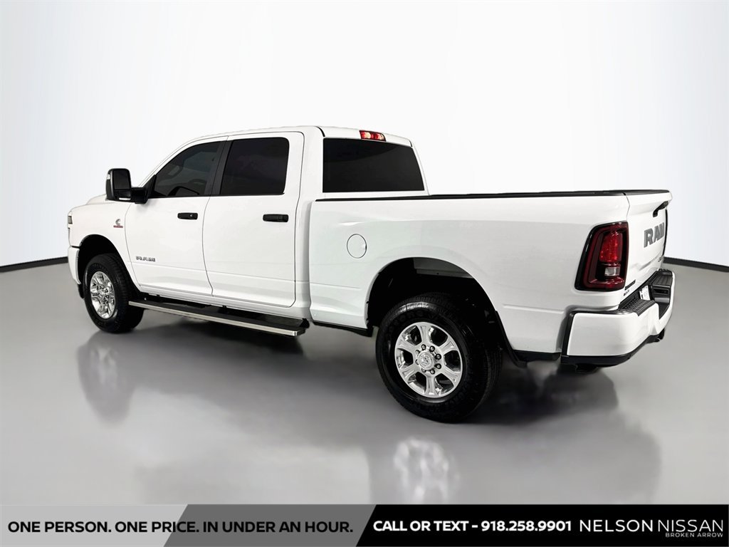Used 2025 RAM 3500 Big Horn AWD/4WD image 7