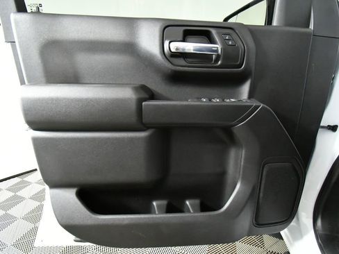 Used 2023 Chevrolet Silverado 1500 Custom Trail Boss AWD/4WD image 21