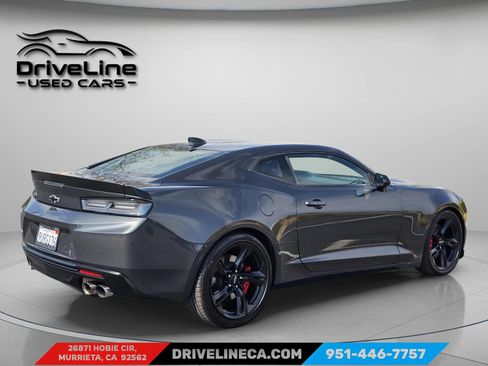 Used 2018 Chevrolet Camaro SS RWD image 13