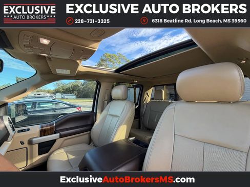 Used 2019 Ford F150 Lariat image 10