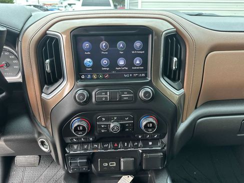 Certified 2021 Chevrolet Silverado 3500 High Country AWD/4WD image 22