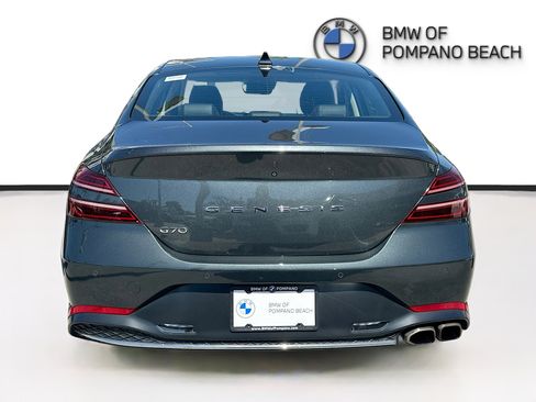 Used 2022 Genesis G70 2.0T w/ Prestige Package RWD image 6