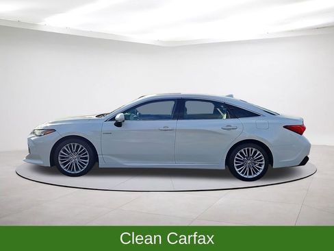 Used 2021 Toyota Avalon Limited image 4