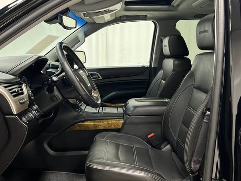 Used 2017 GMC Yukon XL Denali w/ Open Road Package image 14