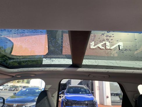 New 2026 Kia Sorento EX w/ EX Premium Package image 9