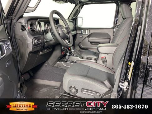 New 2026 Jeep Wrangler Unlimited Rubicon w/ Steel Bumper Group image 11