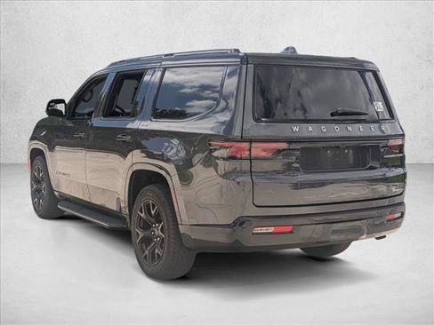 Used 2022 Jeep Wagoneer Series II RWD image 7