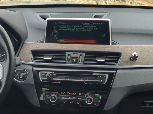 Used 2017 BMW X1 xDrive28i image 16