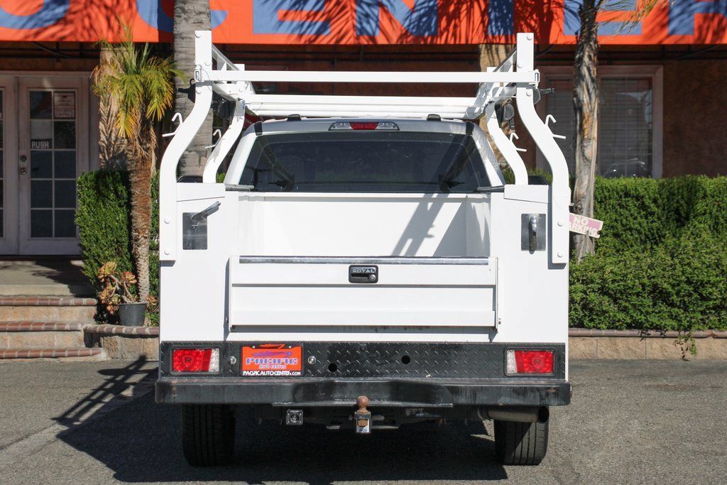 Used 2022 Ford F250 XL w/ Power Equipment Group RWD image 8
