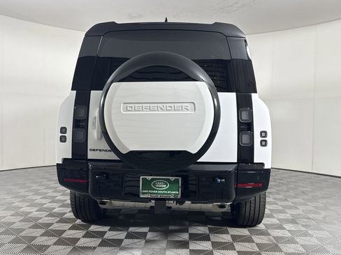 New 2026 Land Rover Defender 130 X-Dynamic SE AWD/4WD image 11