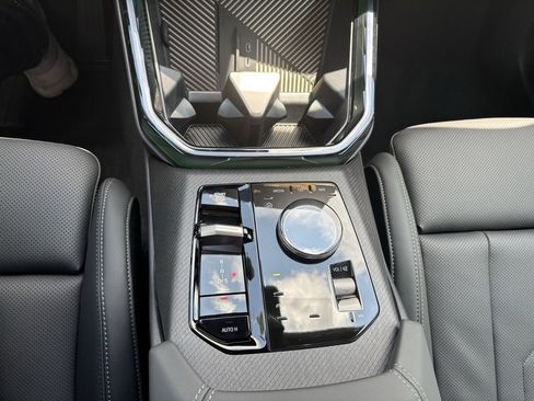 Used 2025 BMW X3 xDrive30i w/ Convenience Package image 18