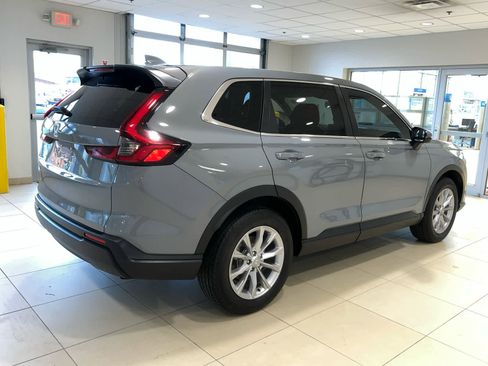 Used 2024 Honda CR-V EX image 10