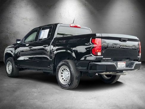 Certified 2024 Chevrolet Colorado W/T image 4