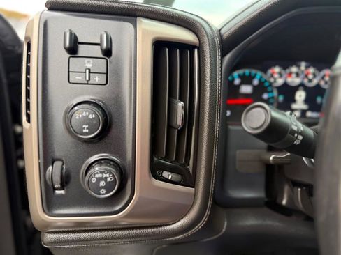 Used 2019 GMC Sierra 2500 Denali image 35