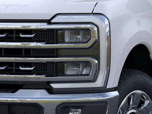 New 2026 Ford F250 Lariat w/ Chrome Package AWD/4WD image 18