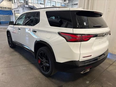 Used 2023 Chevrolet Traverse Premier w/ Redline Edition AWD/4WD image 6
