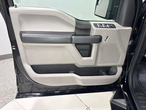 Used 2018 Ford F150 XL w/ Equipment Group 101A Mid AWD/4WD image 8