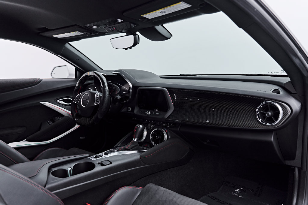 Used 2021 Chevrolet Camaro ZL1 RWD image 49
