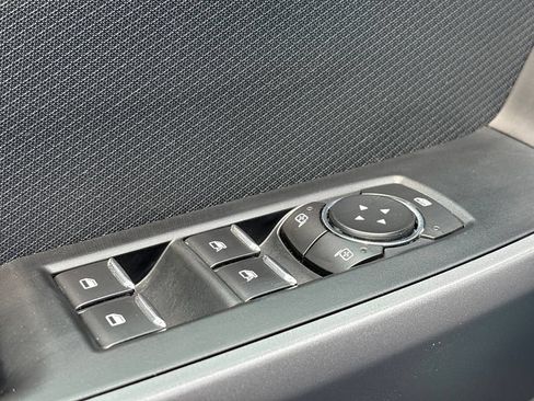 Used 2021 Ford F150 XLT AWD/4WD image 11