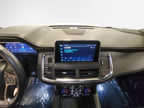 Certified 2024 Chevrolet Suburban High Country w/ Advanced Technology Package image 22