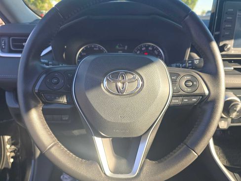 Certified 2022 Toyota RAV4 XLE Premium image 23