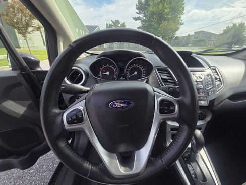 Used 2016 Ford Fiesta SE FWD image 18