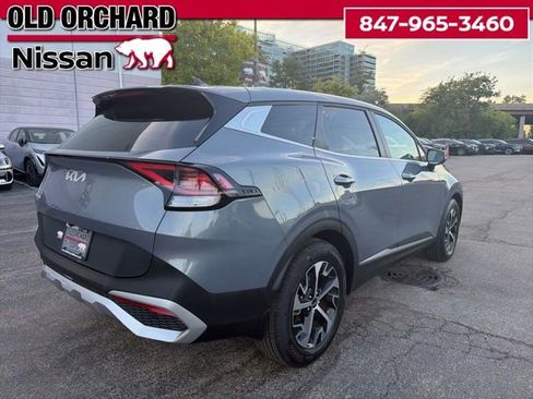 Used 2025 Kia Sportage EX FWD image 4