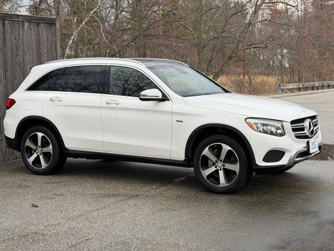 Used 2016 Mercedes-Benz GLC 300 4MATIC image 4