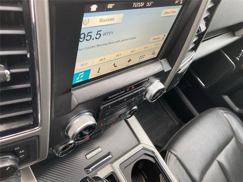 Used 2018 Ford F150 Lariat w/ Equipment Group 502A Luxury image 14