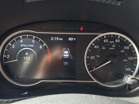 Used 2025 Nissan Versa SV w/ Trunk Package image 22