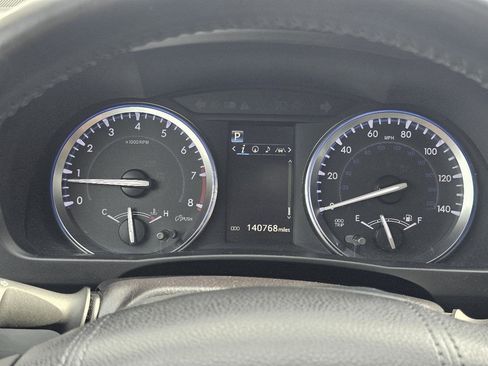 Used 2017 Toyota Highlander SE image 20