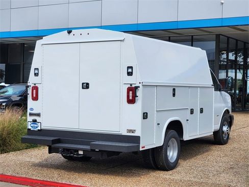 New 2025 Chevrolet Express 3500 1WT w/ Power Convenience Package image 6