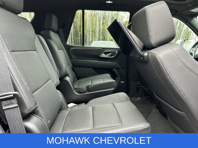 Used 2023 Chevrolet Tahoe Z71 w/ Z71 Off-Road Package AWD/4WD image 36