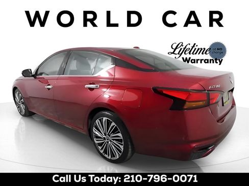 Used 2023 Nissan Altima 2.5 SL FWD image 6