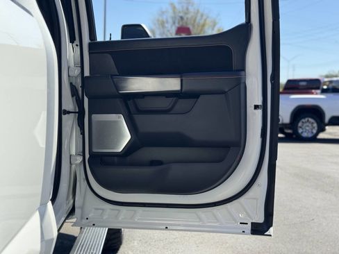Used 2023 Ford F250 Platinum image 41