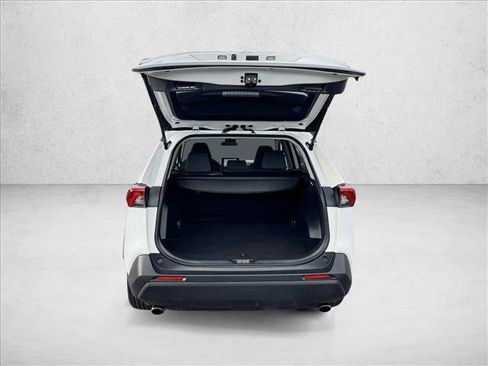 Used 2025 Toyota RAV4 XLE image 7