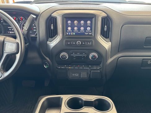 Used 2022 Chevrolet Silverado 1500 Custom Trail Boss AWD/4WD image 26