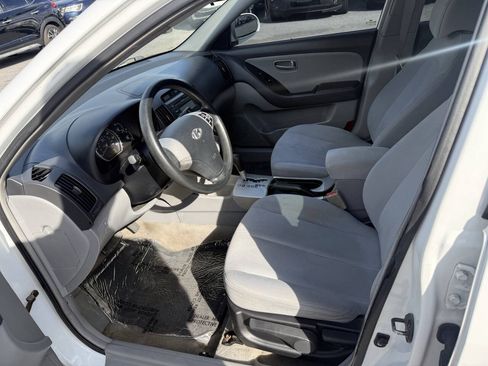 Used 2007 Hyundai Elantra SE FWD image 5