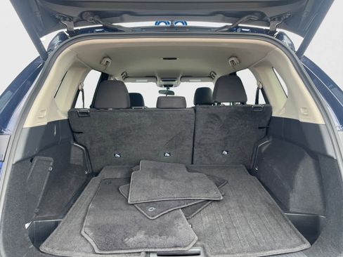 Used 2025 Nissan Rogue SV image 20