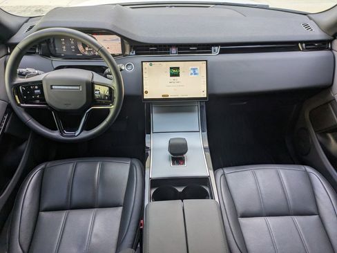 Used 2025 Land Rover Range Rover Evoque S AWD/4WD image 17