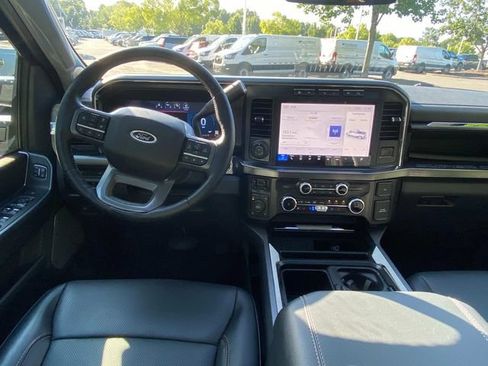 Used 2024 Ford F250 Lariat w/ Lariat Ultimate Package AWD/4WD image 8