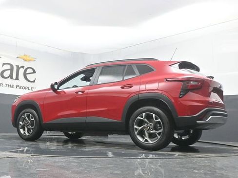 New 2026 Chevrolet Trax LT w/ Driver Confidence Package image 33