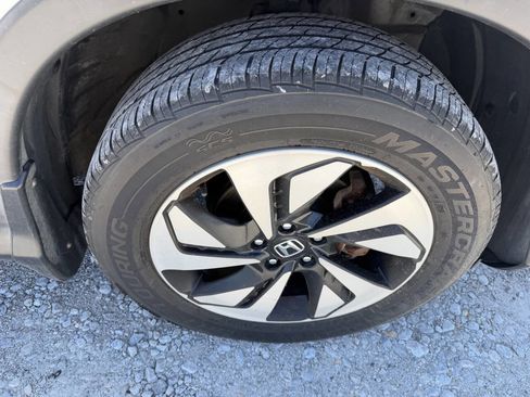 Used 2016 Honda CR-V Touring image 12