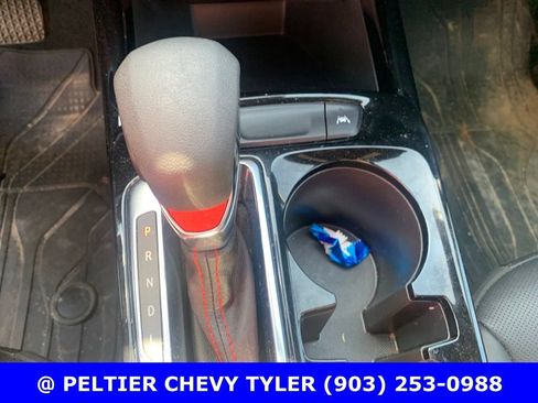 Used 2025 Chevrolet Trax RS w/ Driver Confidence Package FWD image 16