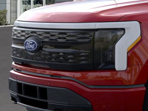 New 2025 Ford F150 Lightning Platinum AWD/4WD image 17