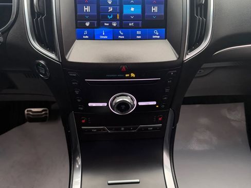 Used 2019 Ford Edge ST w/ Cold Weather Package image 18