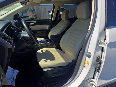 Used 2021 Ford Edge SEL w/ Convenience Package AWD/4WD image 6